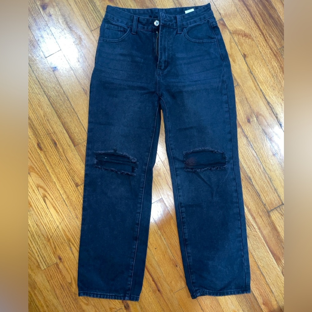 Women's Black Distressed Straight Leg Jeans
